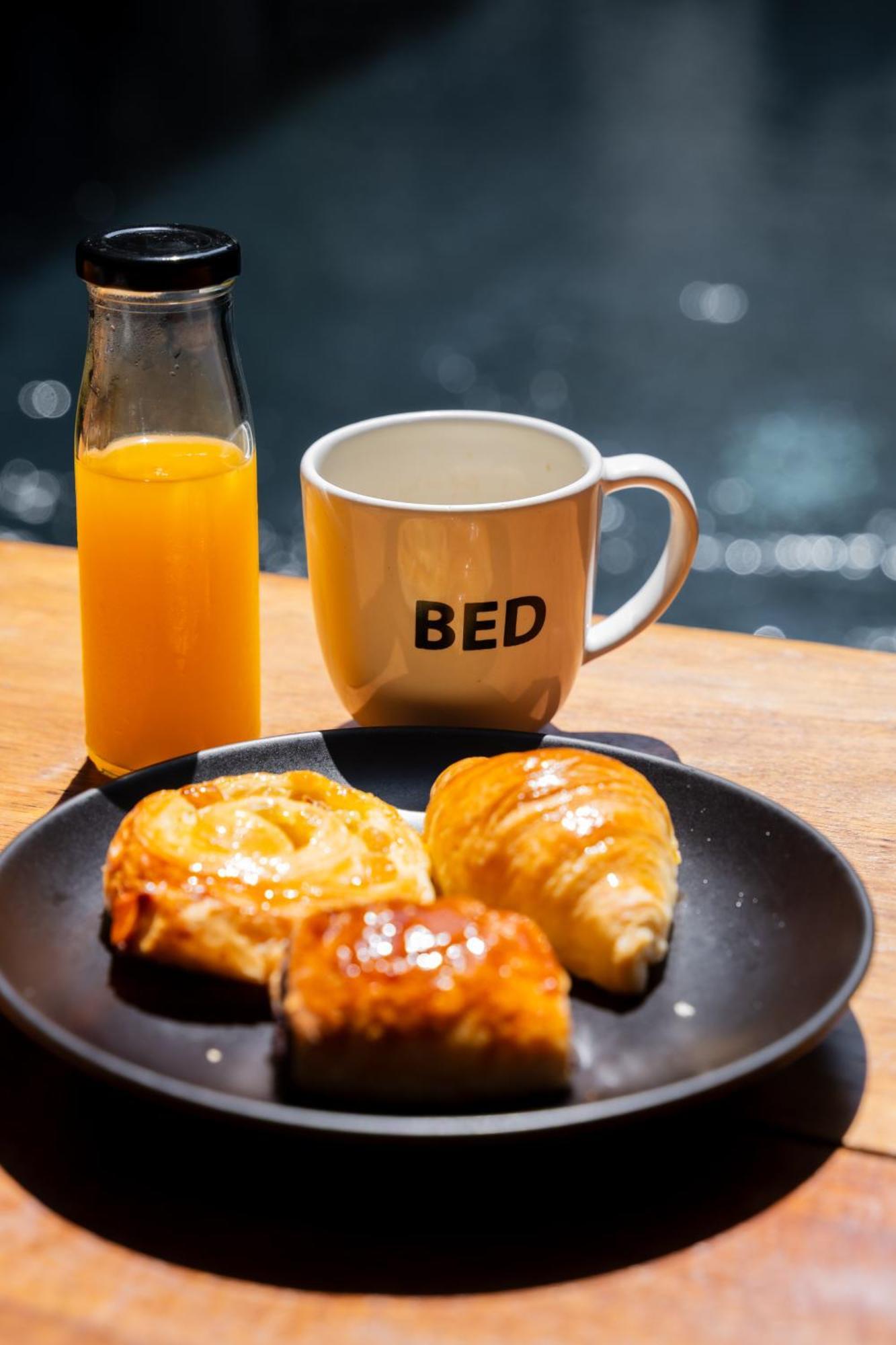 Bed Chiangmai Gate- Adults Only מלון